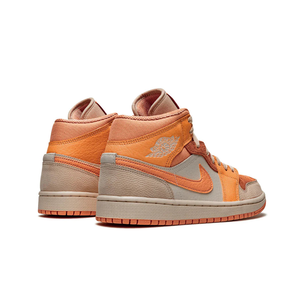 NIKE JORDAN 1 APRICORT